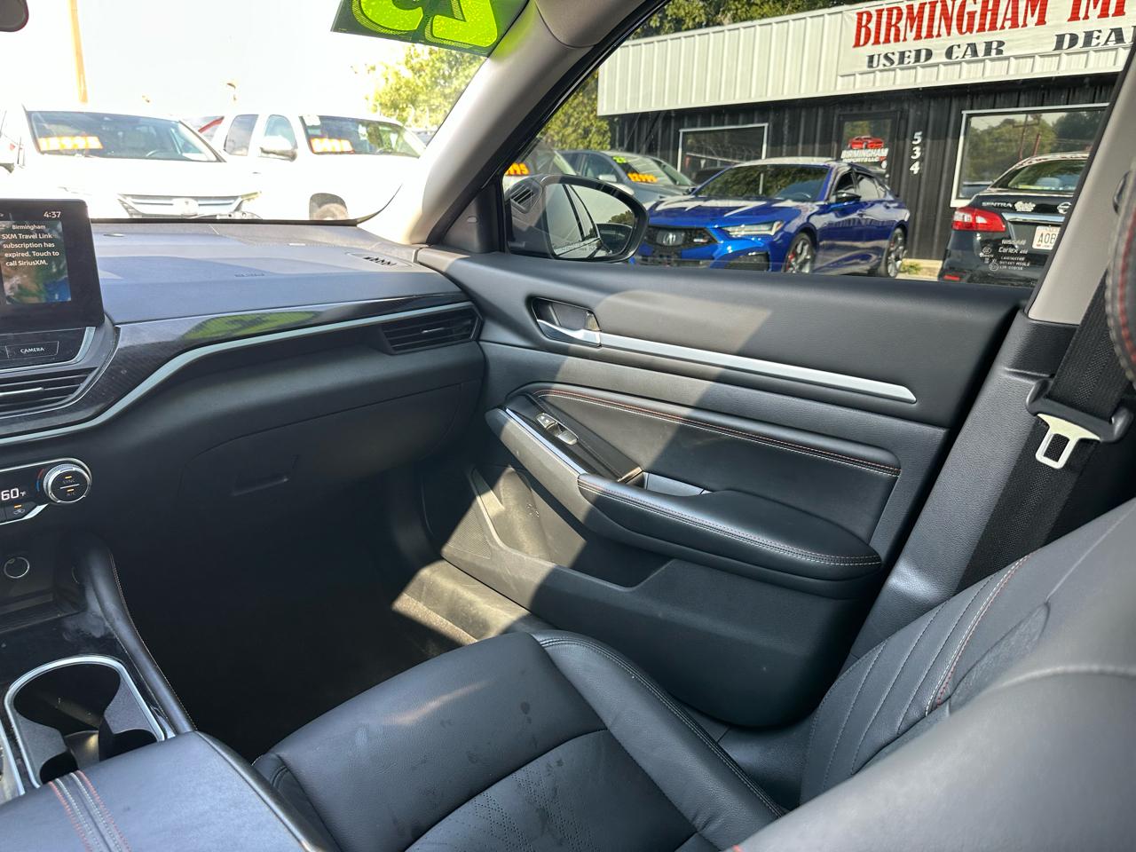 Nissan Altima 2.0 SR Sedan 2023