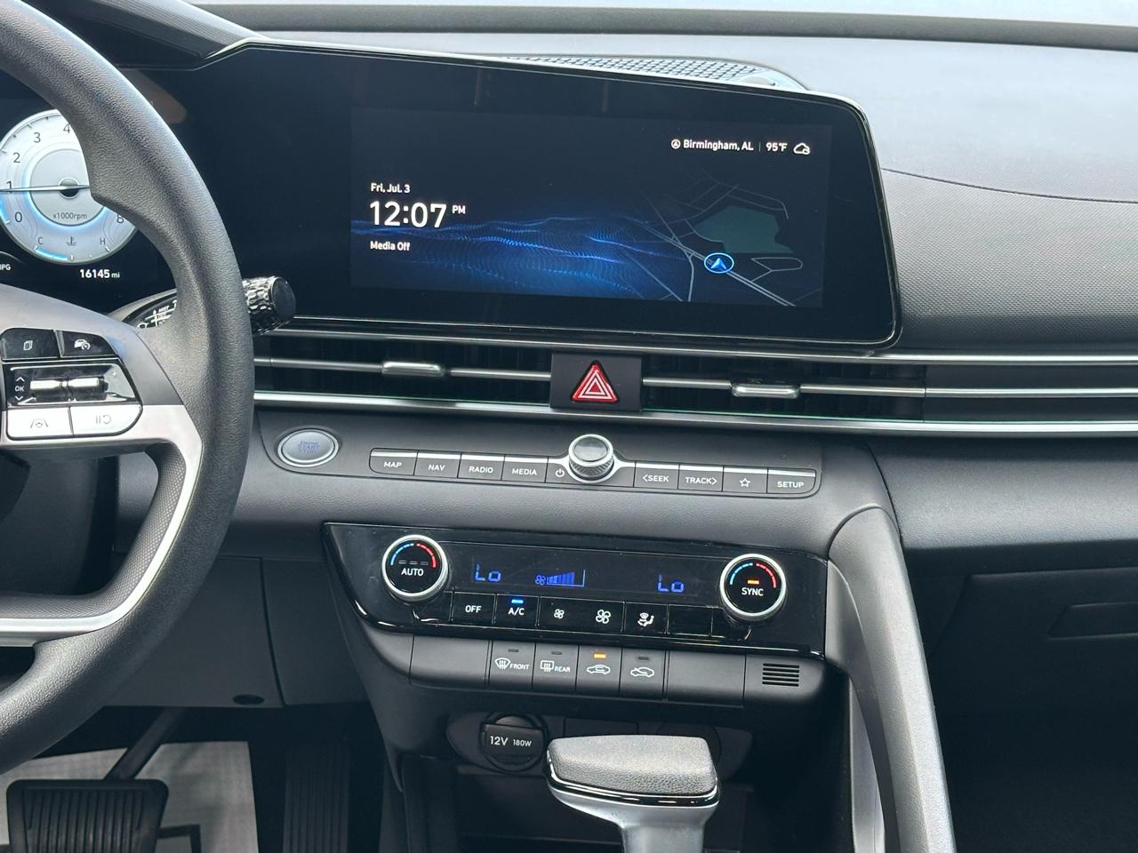 Hyundai Elantra SEL IVT 2024