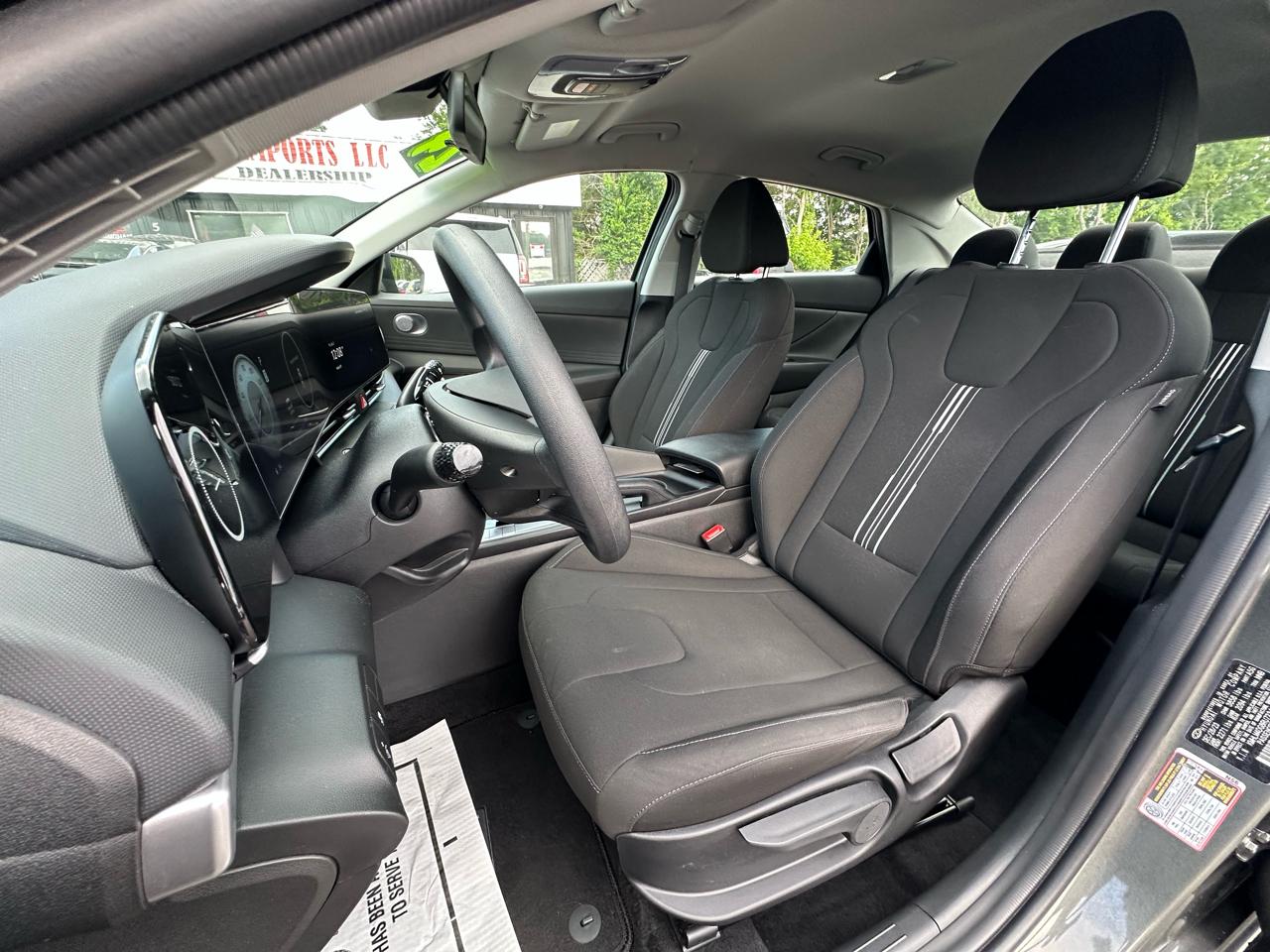 Hyundai Elantra SEL IVT 2024