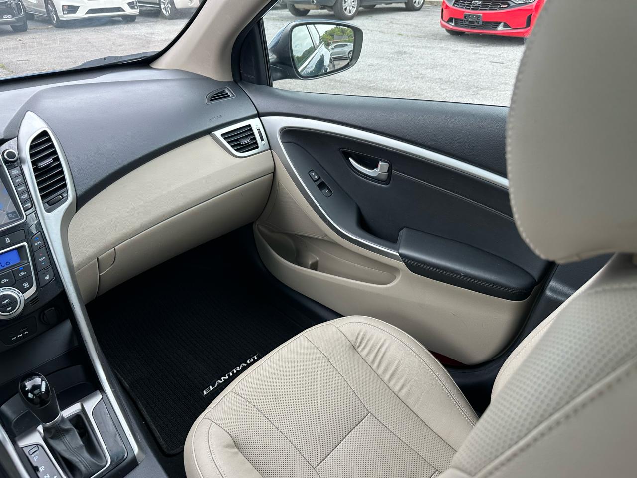 Hyundai Elantra GT 5dr HB Auto 2014