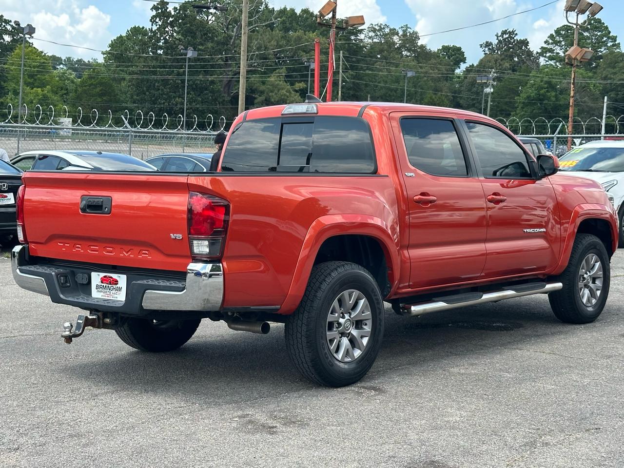 Toyota Tacoma SR Double Cab 5' Bed I4 4x2 AT (Natl) 2018