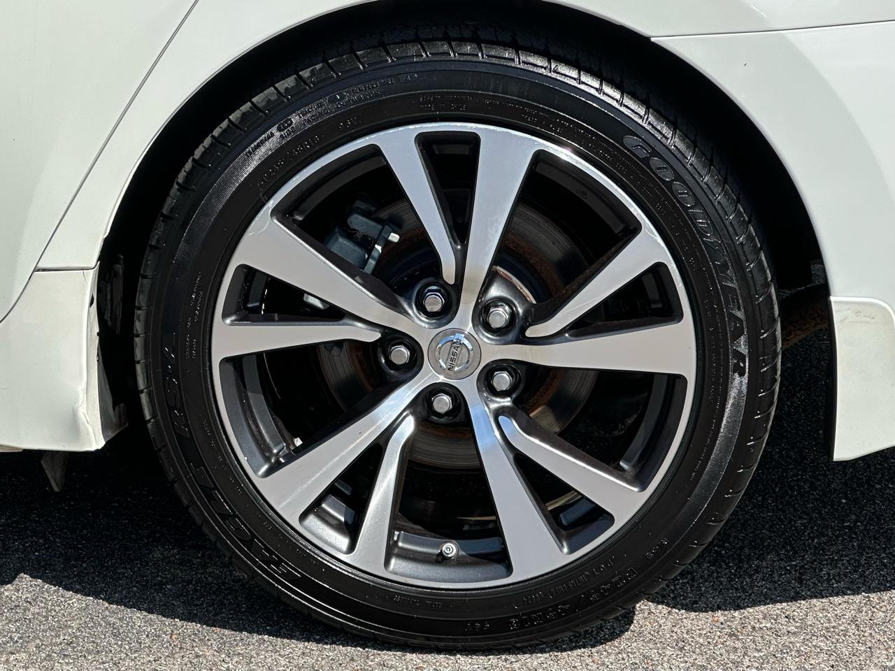 Nissan Maxima SL 3.5L 2017