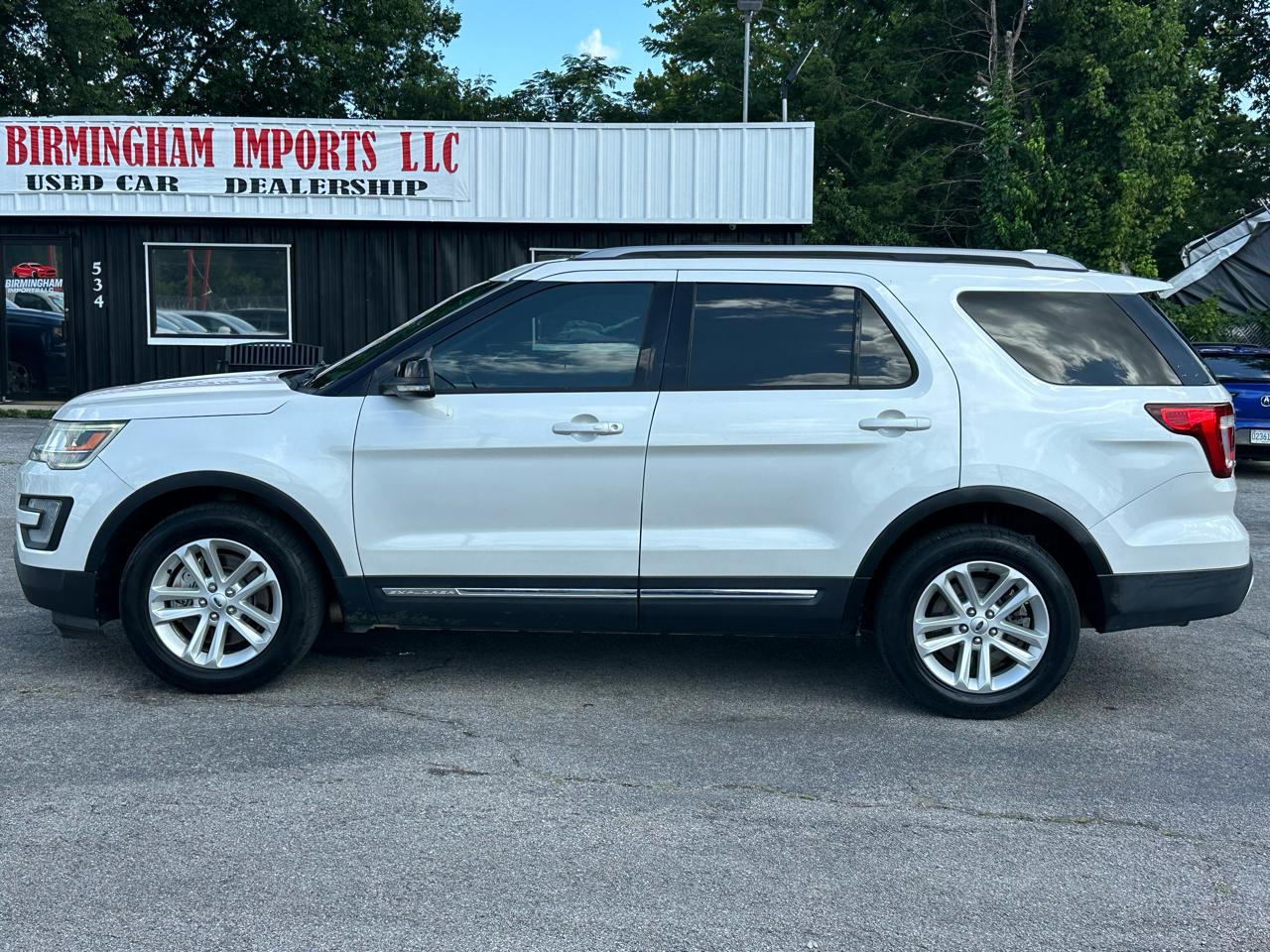 Ford Explorer XLT 2WD 2017