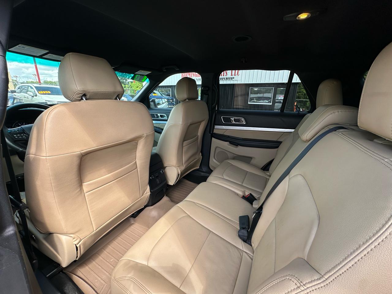 Ford Explorer XLT 2WD 2017