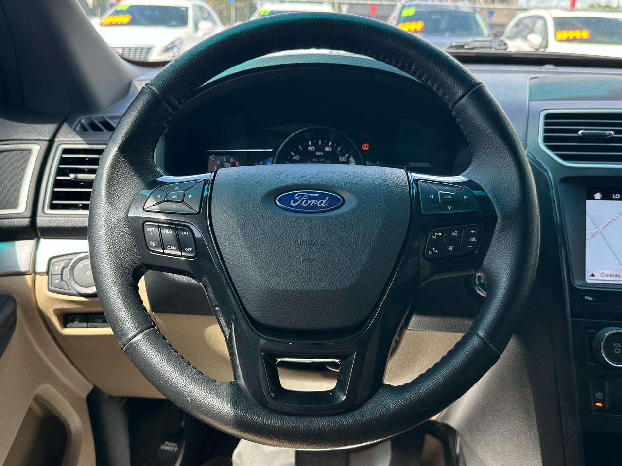 Ford Explorer XLT 2WD 2017