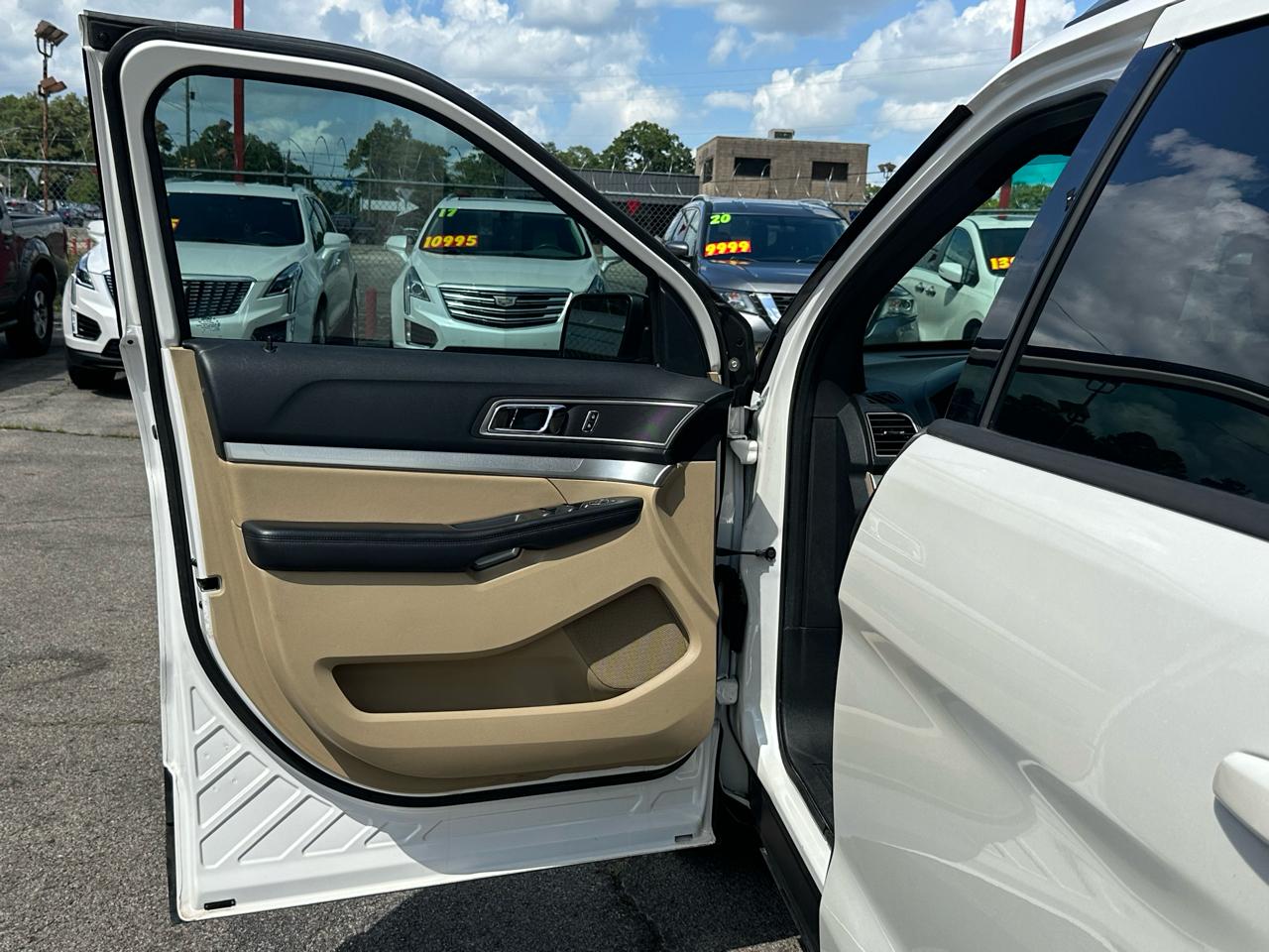 Ford Explorer XLT 2WD 2017