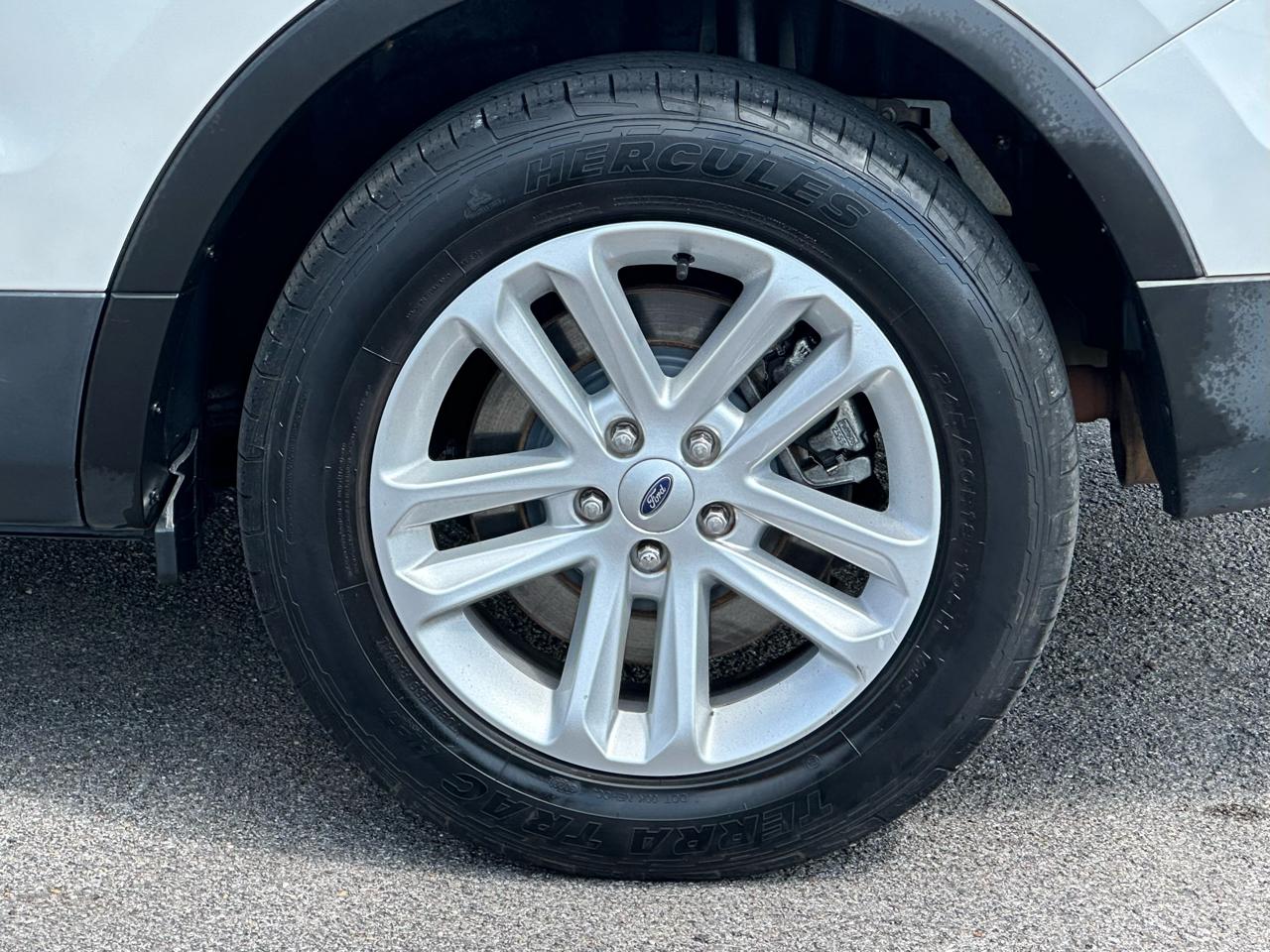 Ford Explorer XLT 2WD 2017