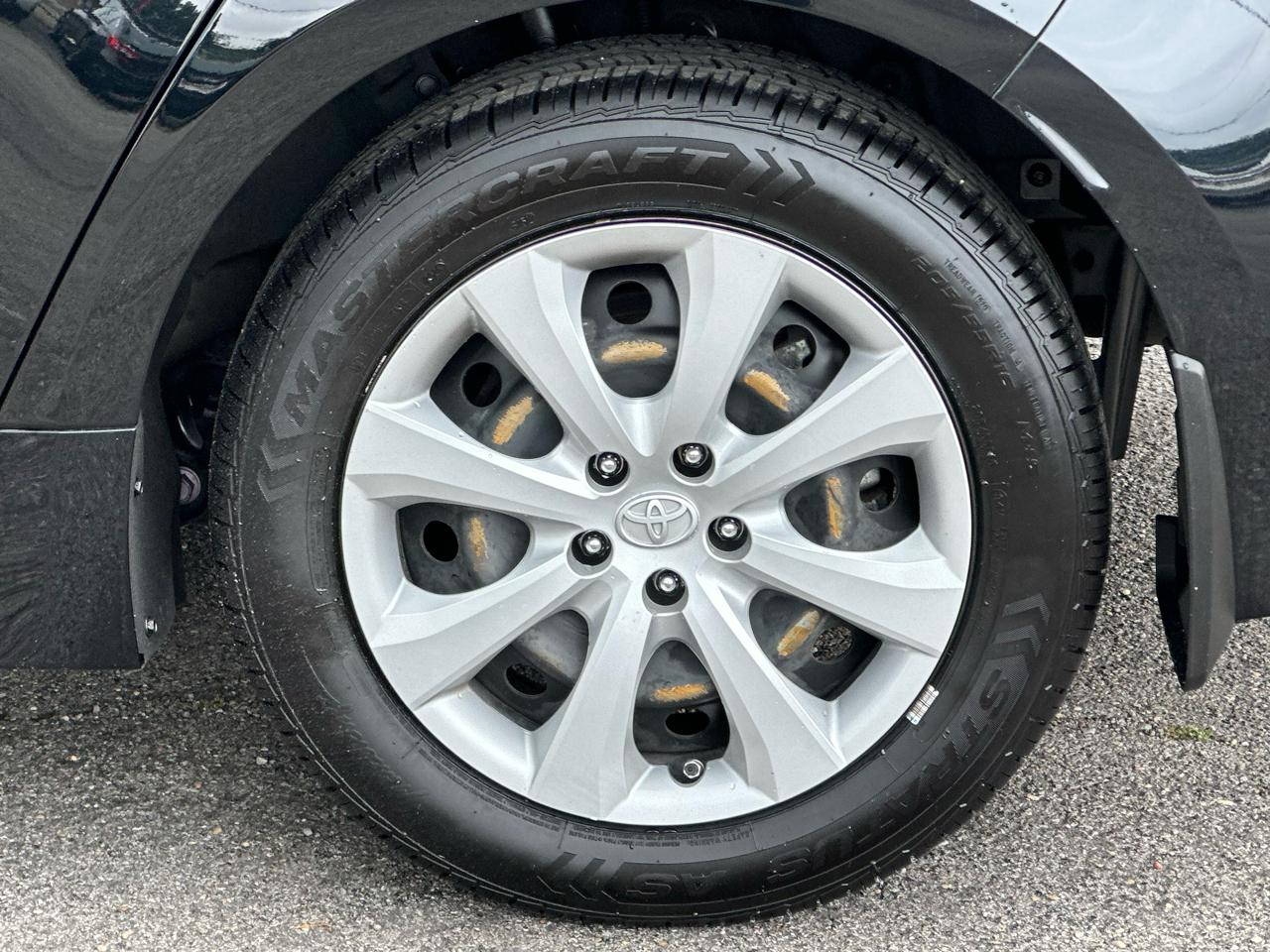 Toyota Corolla LE CVT (Natl) 2023
