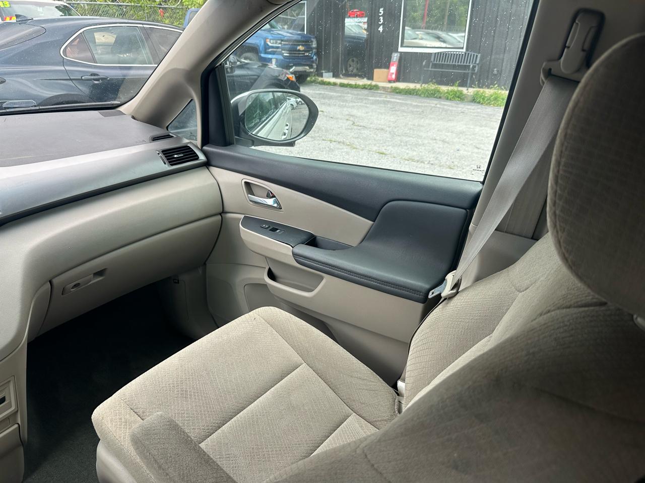 Honda Odyssey 5dr SE 2016