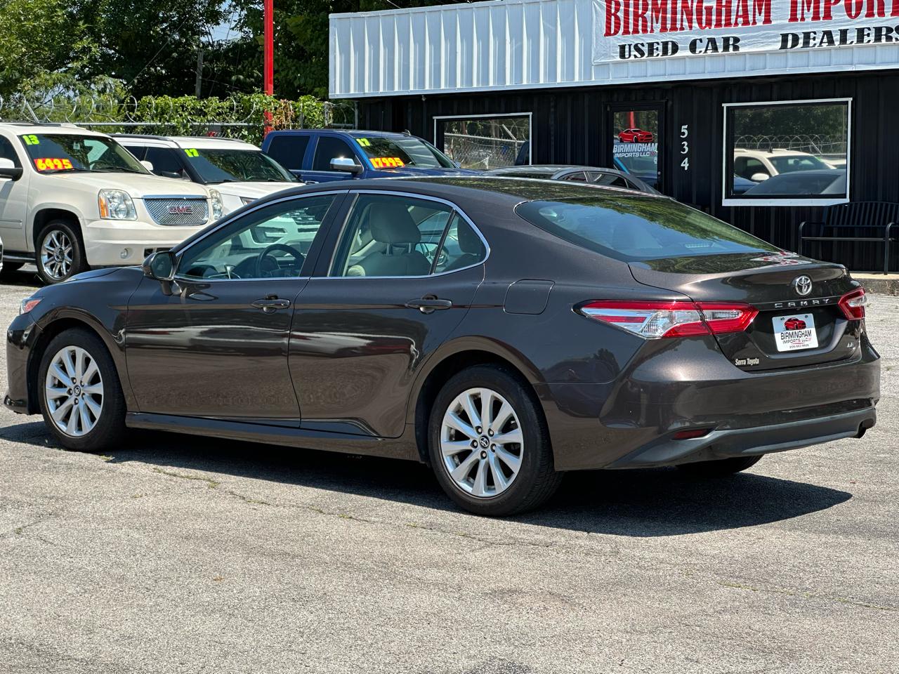 Toyota Camry XLE Auto (Natl) 2018