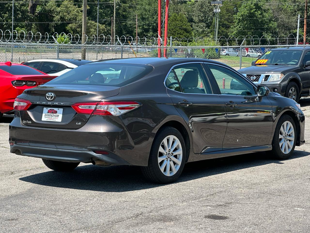 Toyota Camry XLE Auto (Natl) 2018