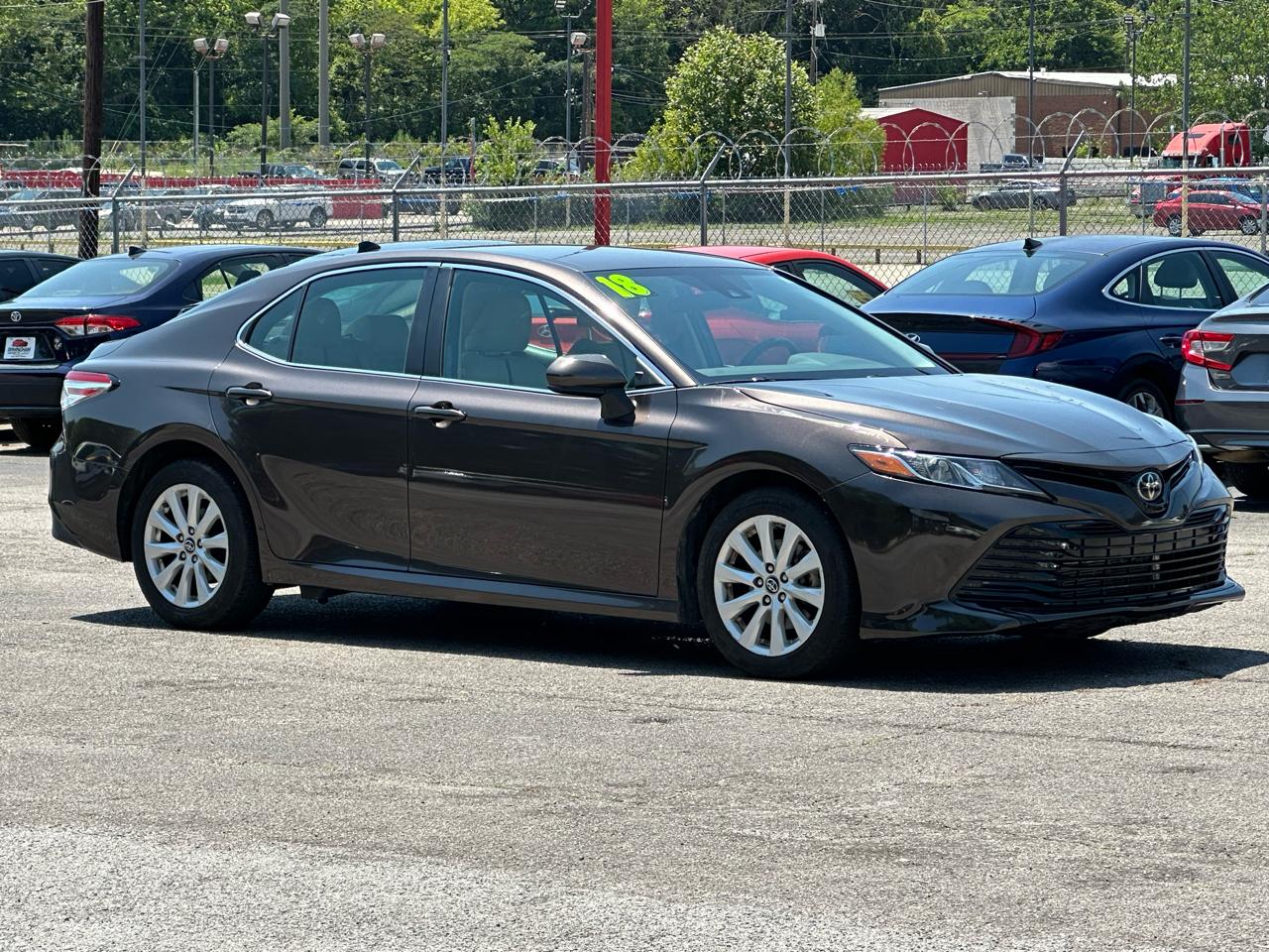Toyota Camry XLE Auto (Natl) 2018
