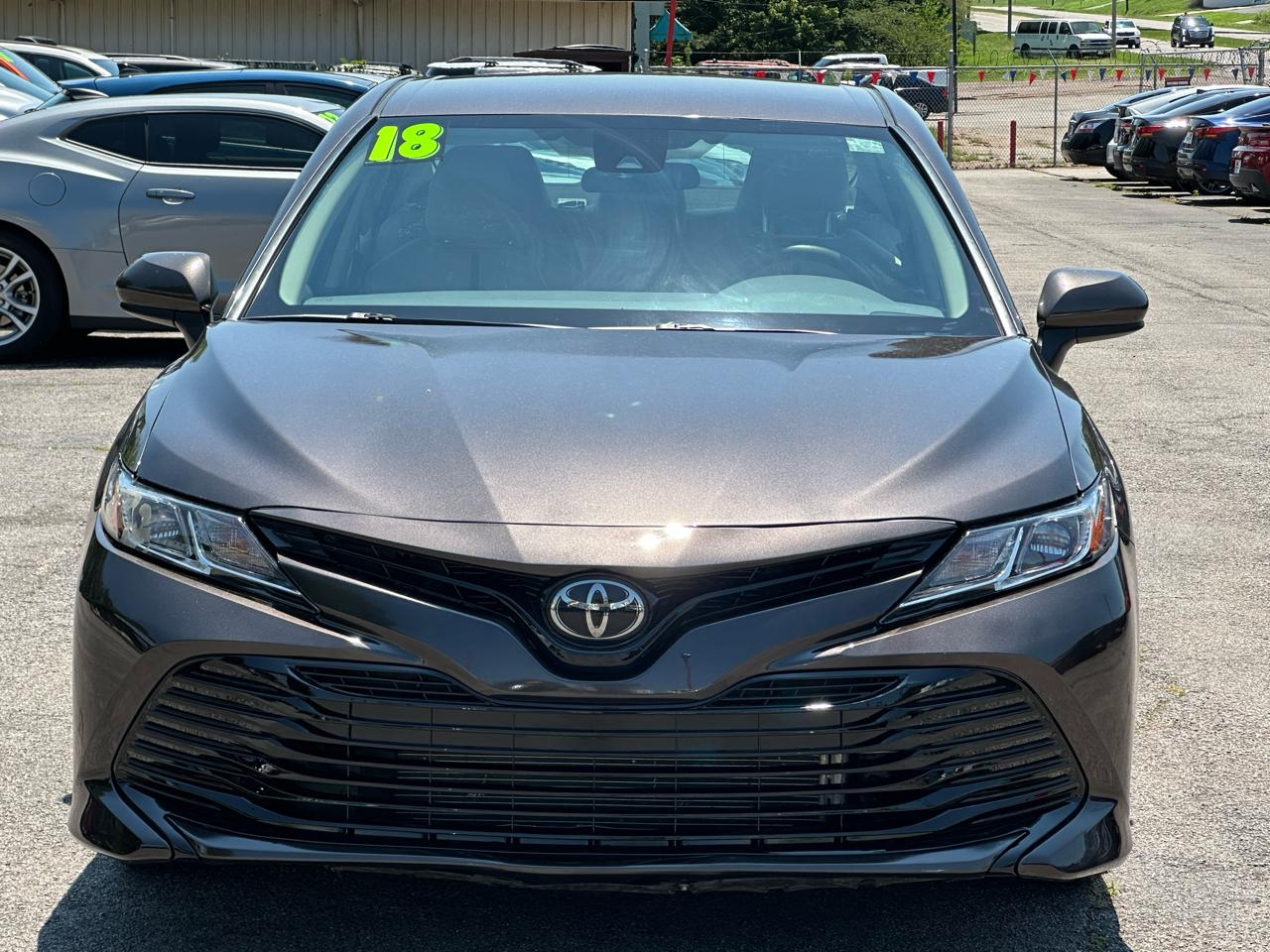 Toyota Camry XLE Auto (Natl) 2018