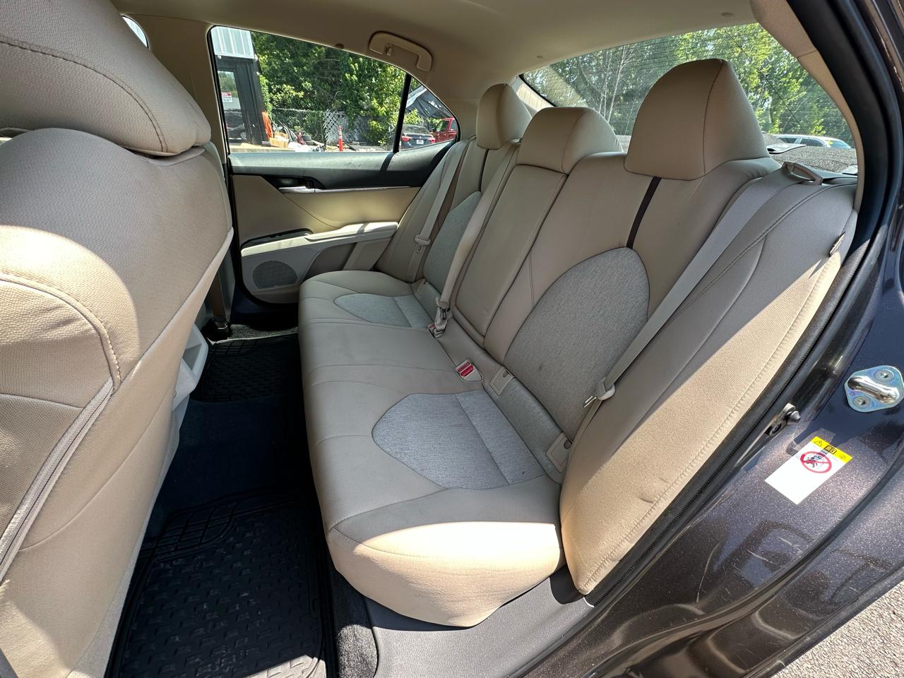 Toyota Camry XLE Auto (Natl) 2018