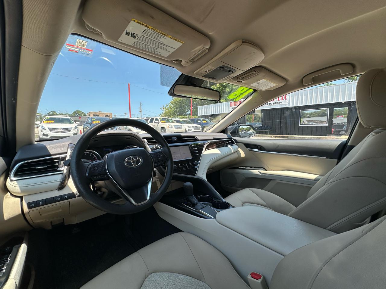 Toyota Camry XLE Auto (Natl) 2018