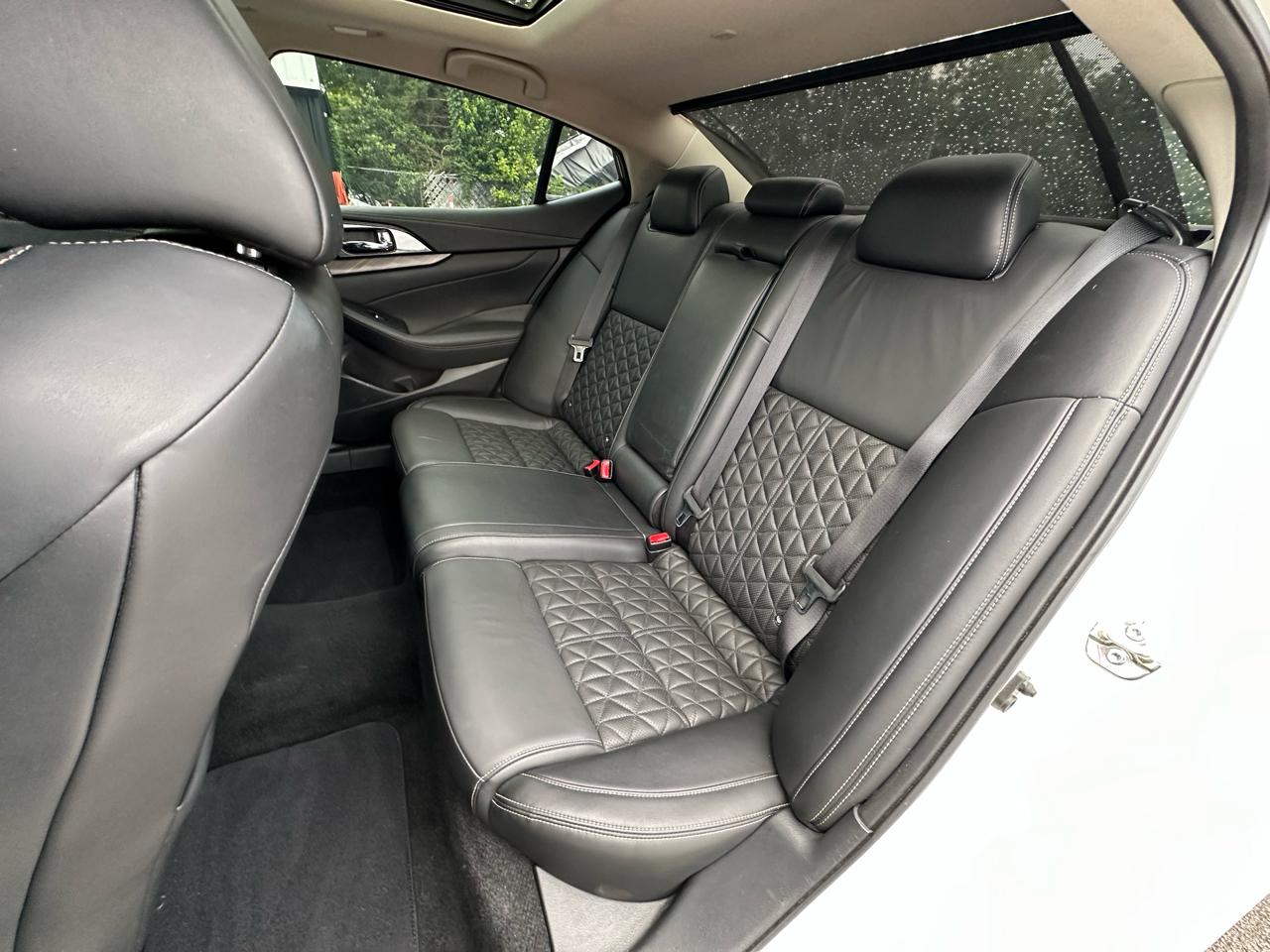 Nissan Maxima 4dr Sdn 3.5 Platinum 2016