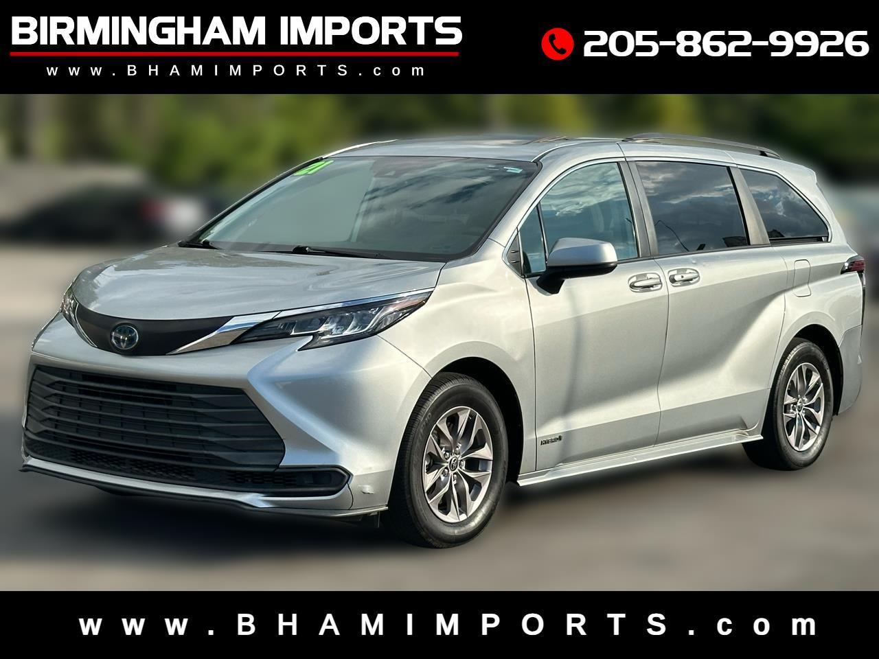 Toyota Sienna LE FWD 8-Passenger (Natl) 2021