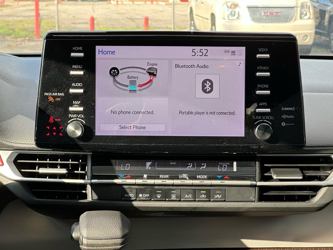 Toyota Sienna LE FWD 8-Passenger (Natl) 2021