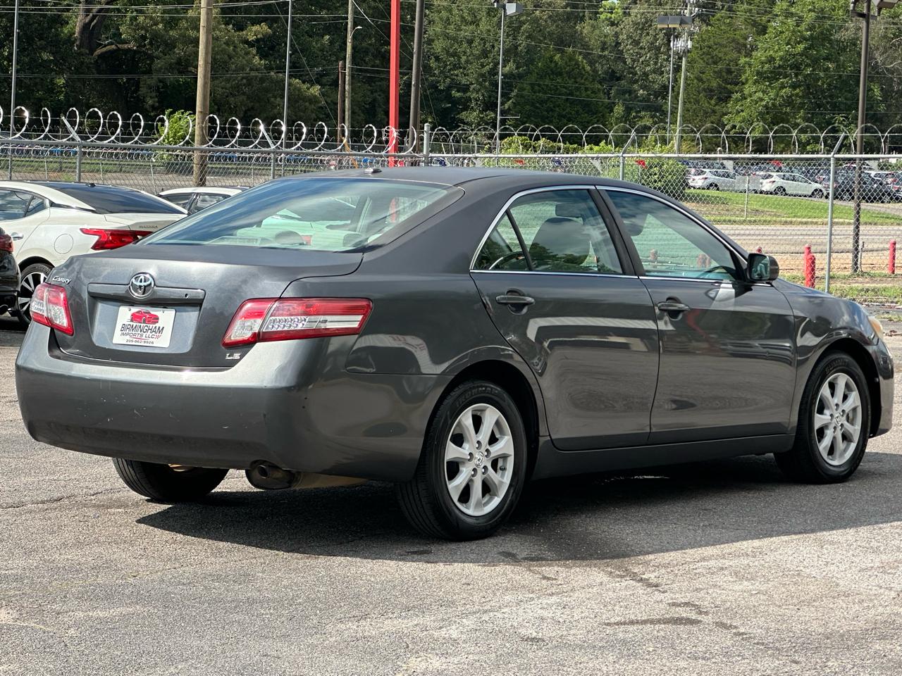 Toyota Camry 4dr Sdn I4 Man (Natl) 2010
