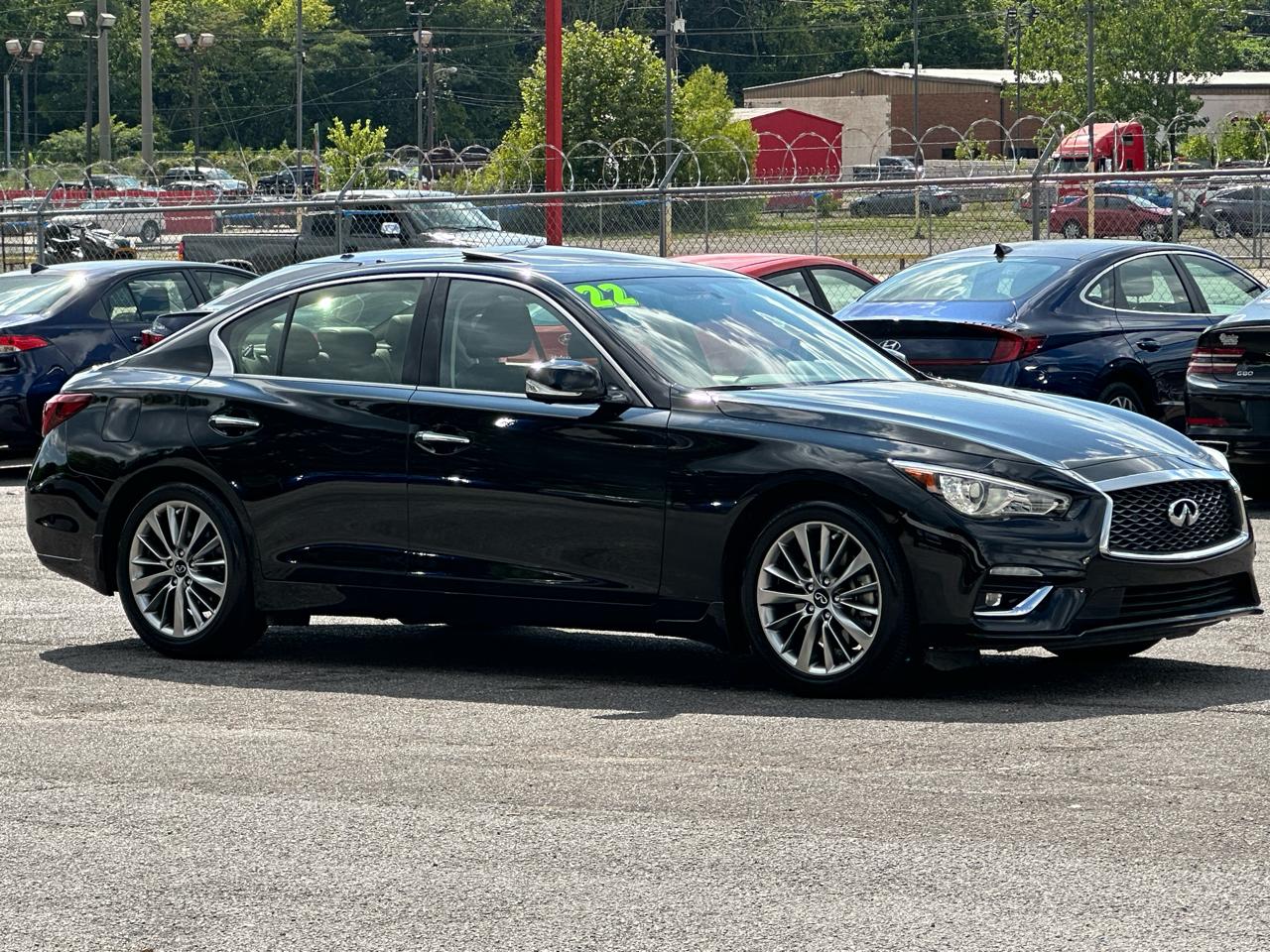 Infiniti Q50 LUXE RWD 2022