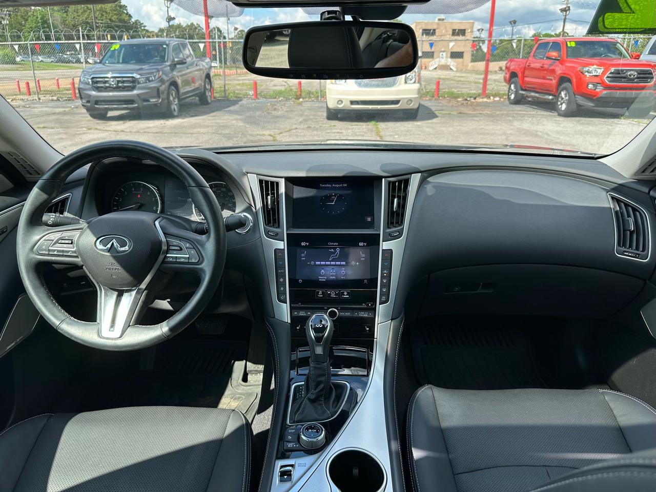 Infiniti Q50 LUXE RWD 2022