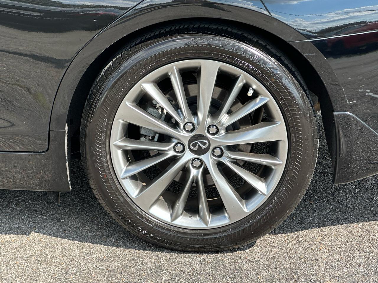 Infiniti Q50 LUXE RWD 2022