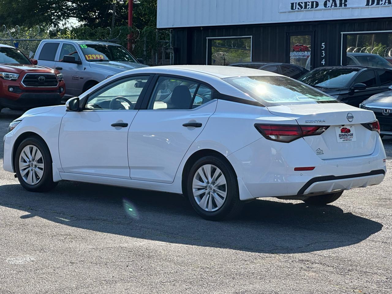 Nissan Sentra S CVT 2025
