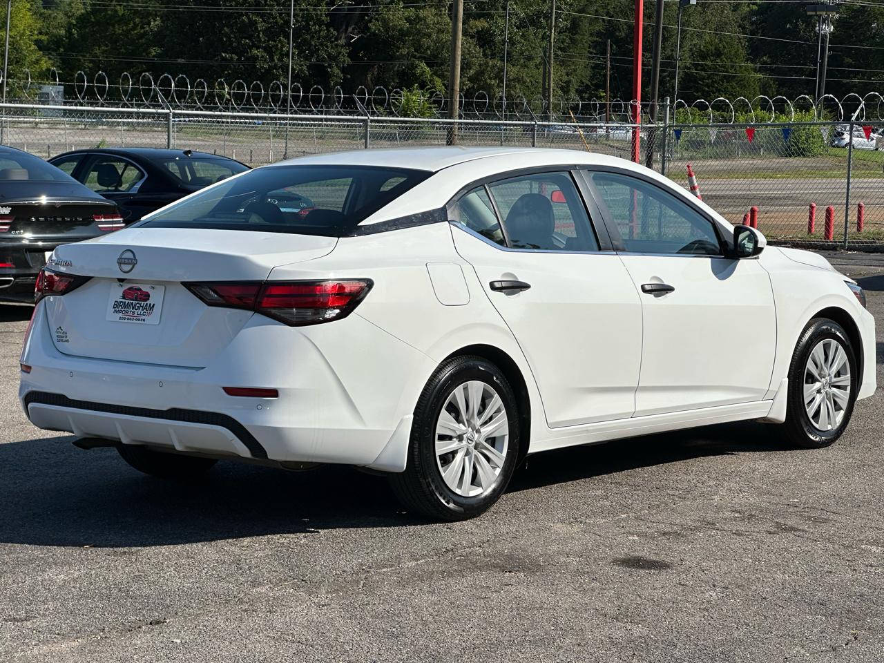 Nissan Sentra S CVT 2025