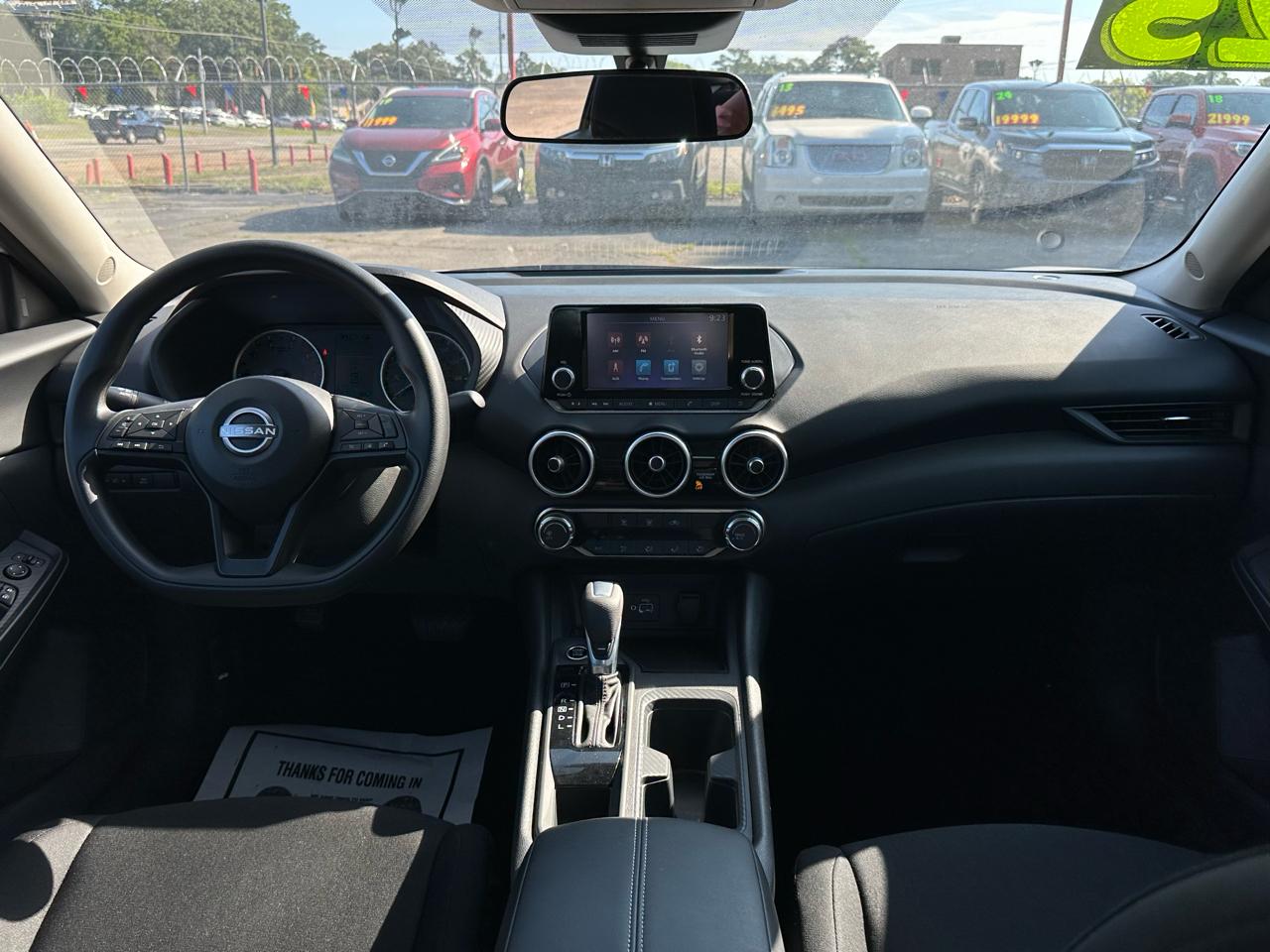 Nissan Sentra S CVT 2025