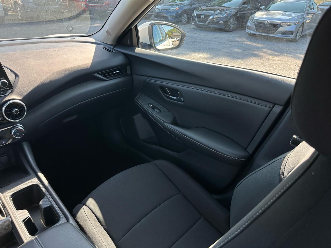 Nissan Sentra S CVT 2025