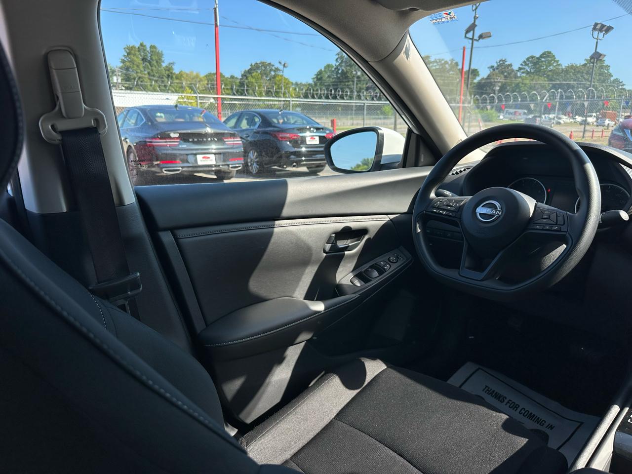 Nissan Sentra S CVT 2025