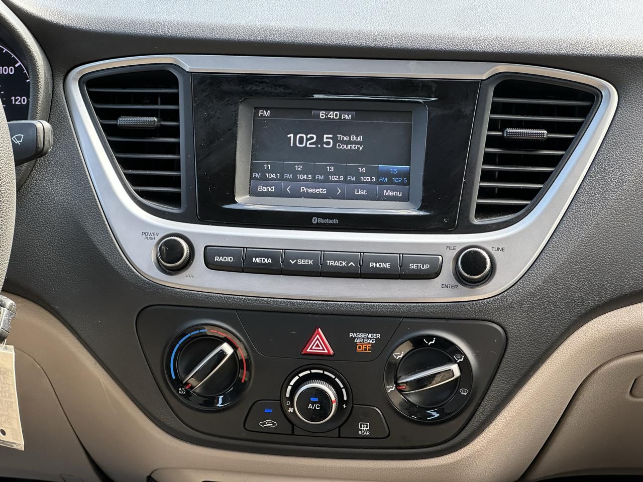 Hyundai Accent SE Sedan IVT 2022