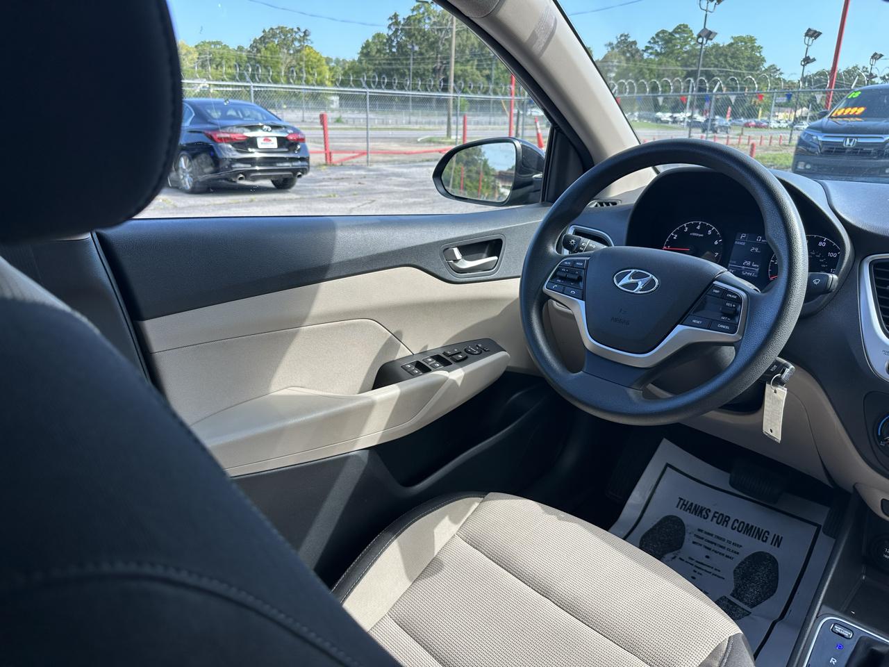 Hyundai Accent SE Sedan IVT 2022