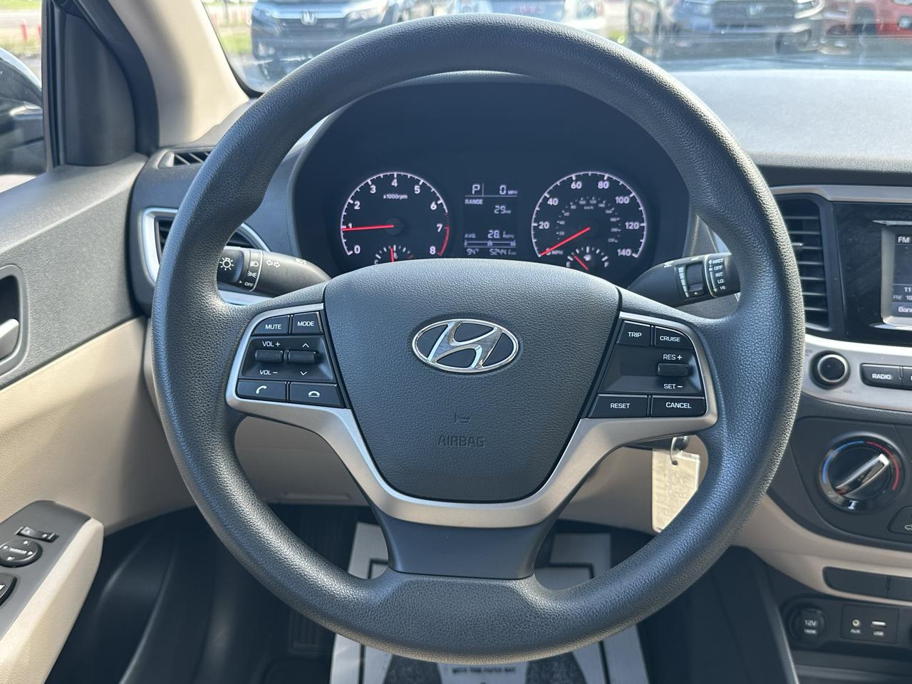Hyundai Accent SE Sedan IVT 2022