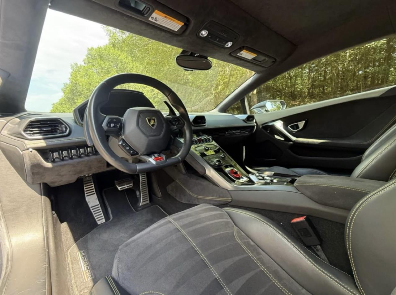 Lamborghini Huracan 2dr Cpe LP 610-4 2015