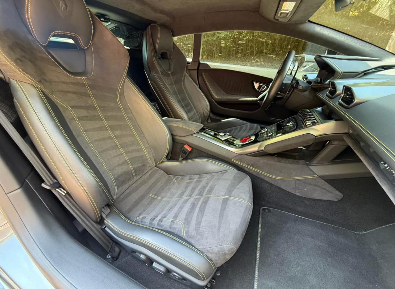 Lamborghini Huracan 2dr Cpe LP 610-4 2015