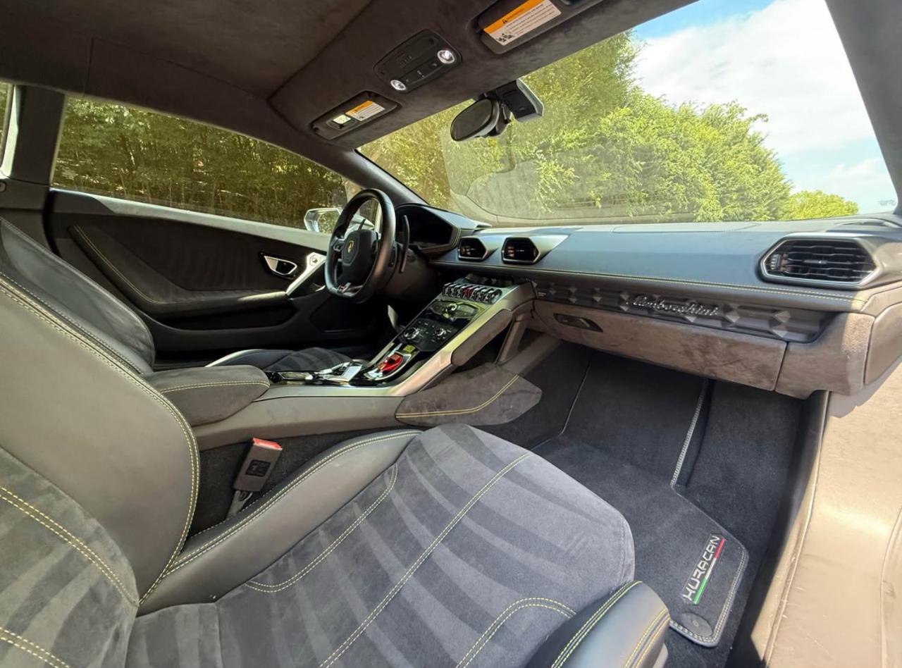 Lamborghini Huracan 2dr Cpe LP 610-4 2015