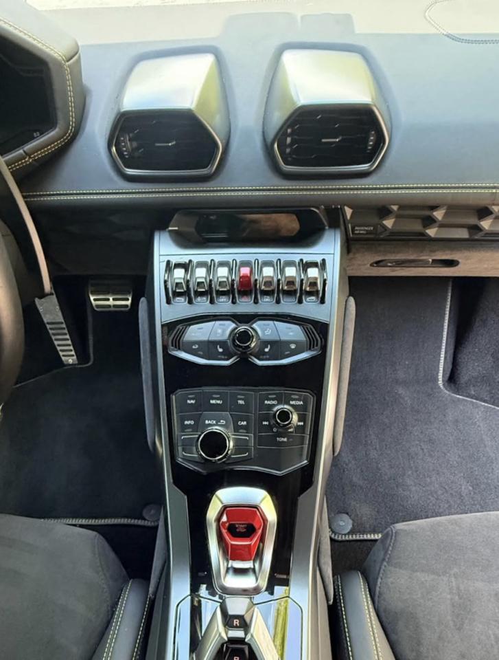Lamborghini Huracan 2dr Cpe LP 610-4 2015