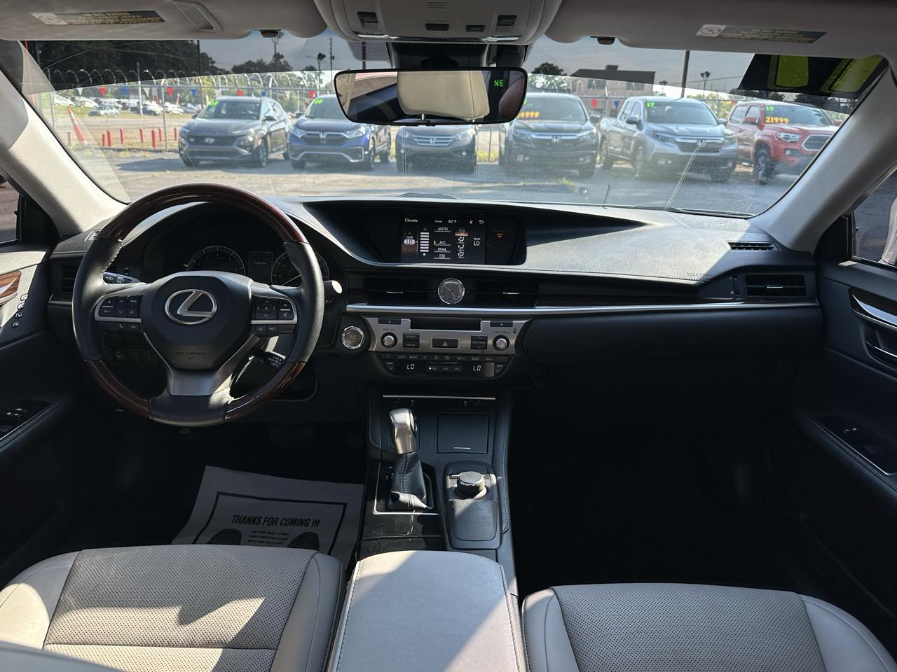 Lexus ES ES 350 FWD 2017