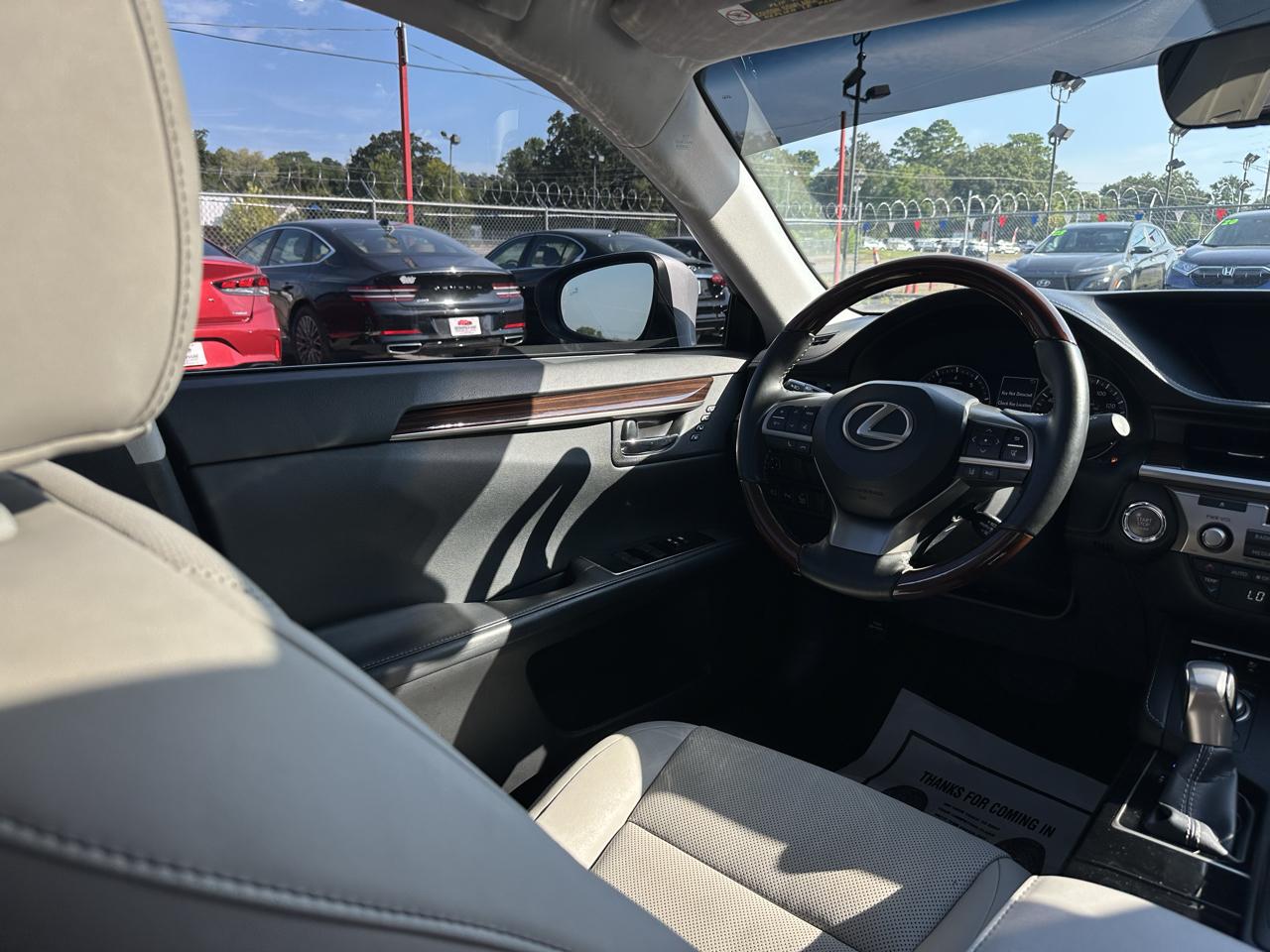 Lexus ES ES 350 FWD 2017