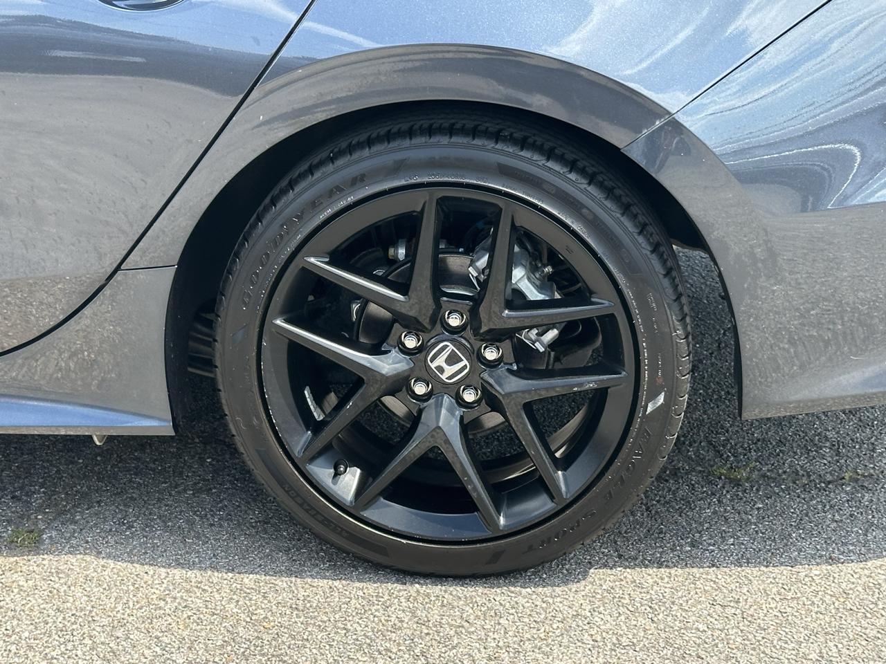Honda Civic Sedan Sport CVT 2025