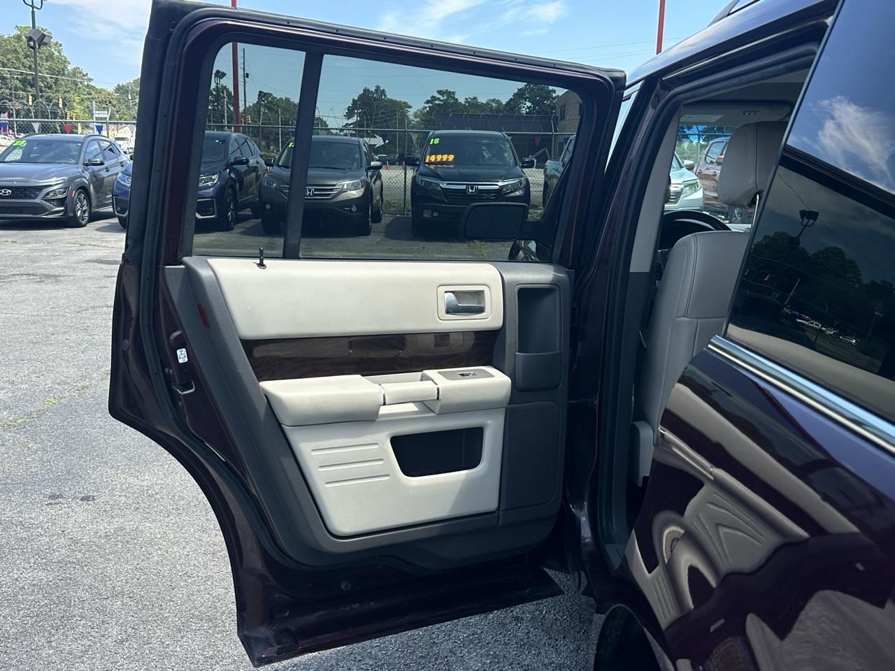 Ford Flex 4dr SEL FWD 2011