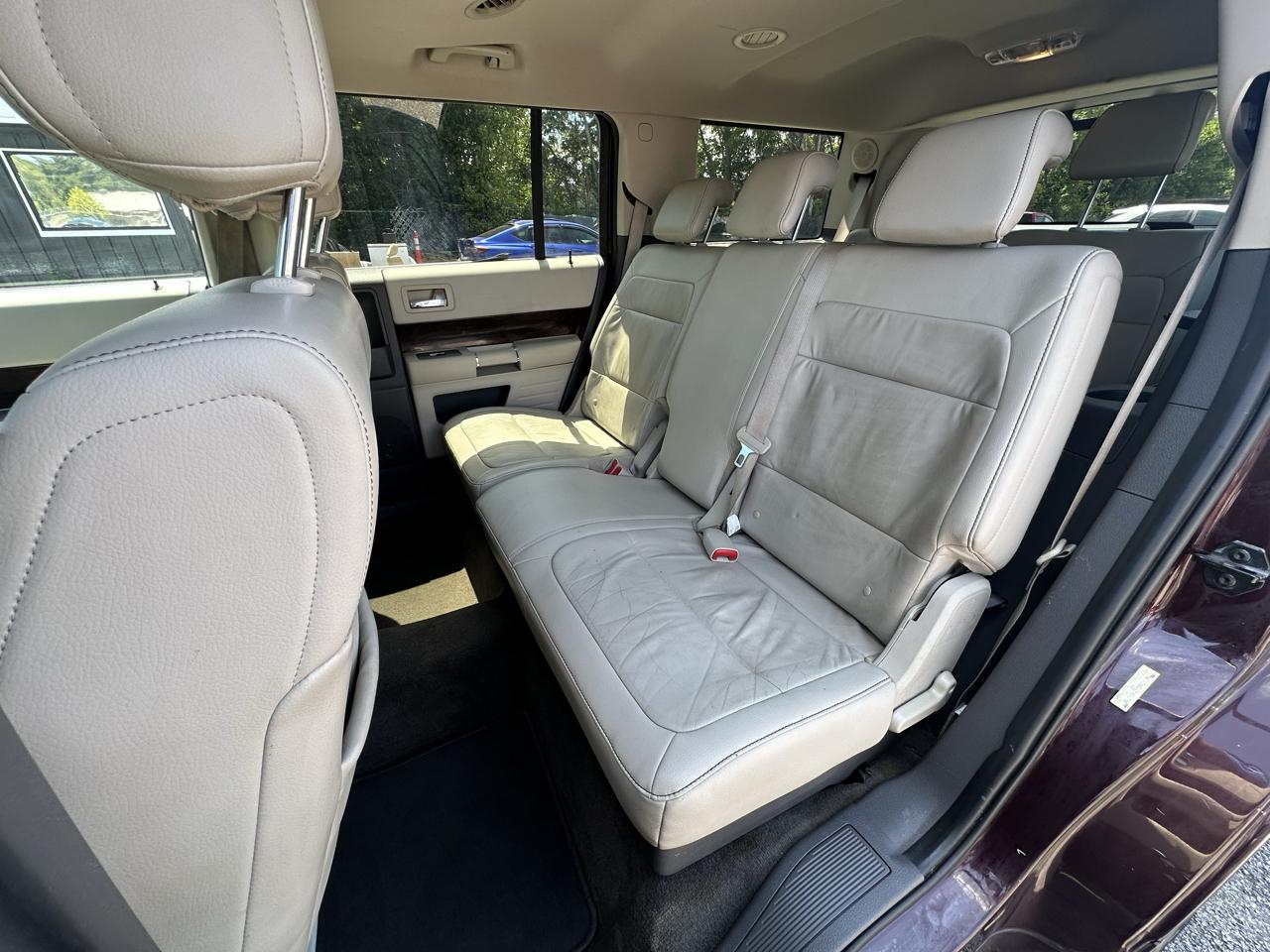 Ford Flex 4dr SEL FWD 2011