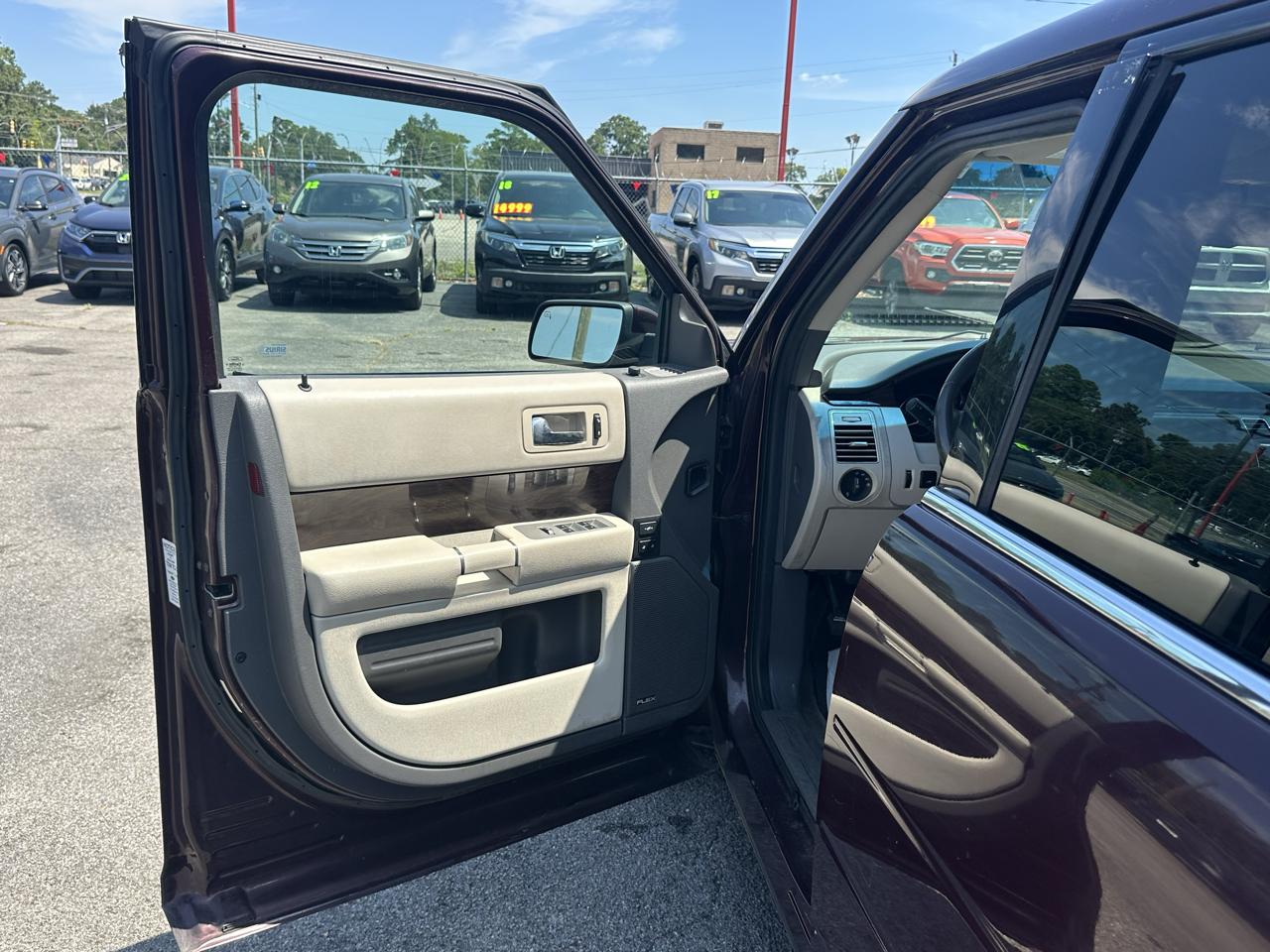 Ford Flex 4dr SEL FWD 2011