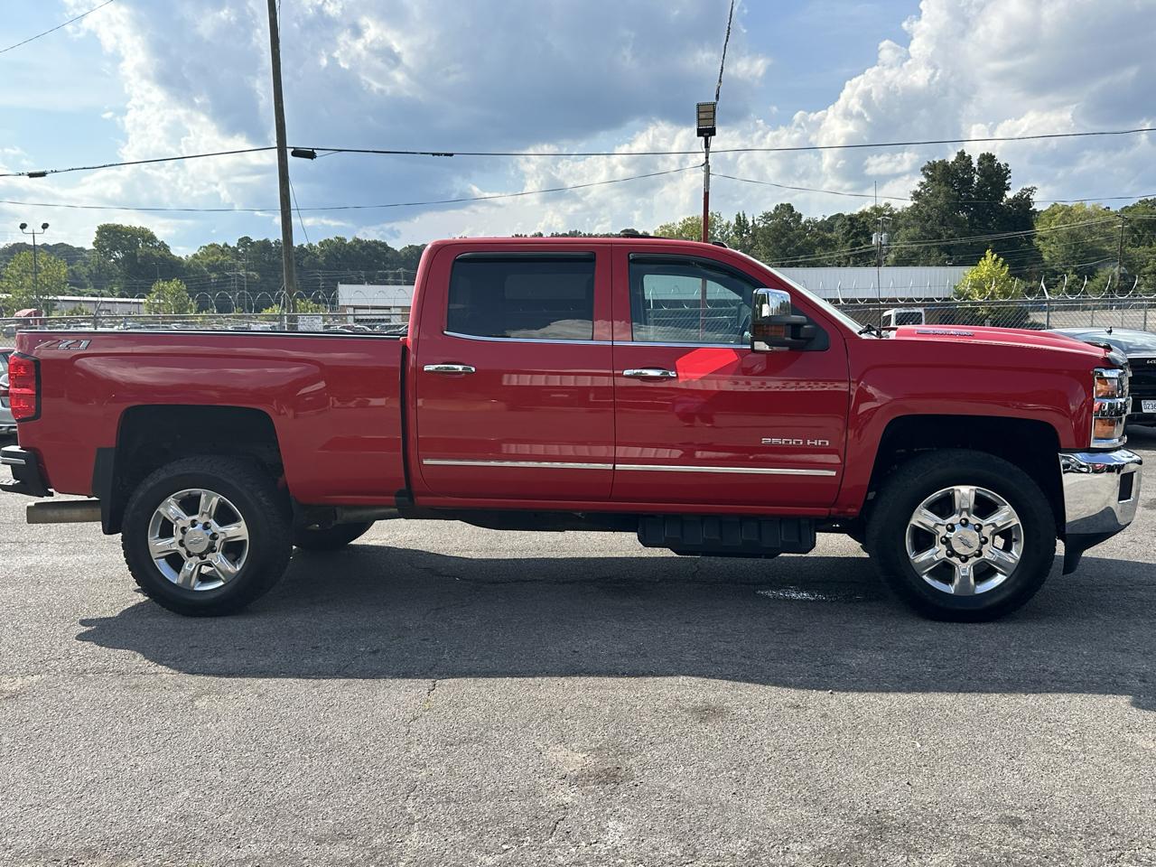 Chevrolet Silverado 2500HD 4WD Crew Cab 153.7" LTZ 2019