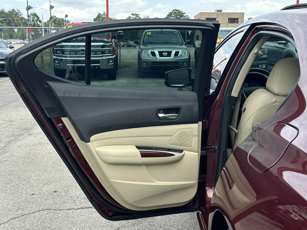 Acura TLX 4dr Sdn FWD Tech 2015