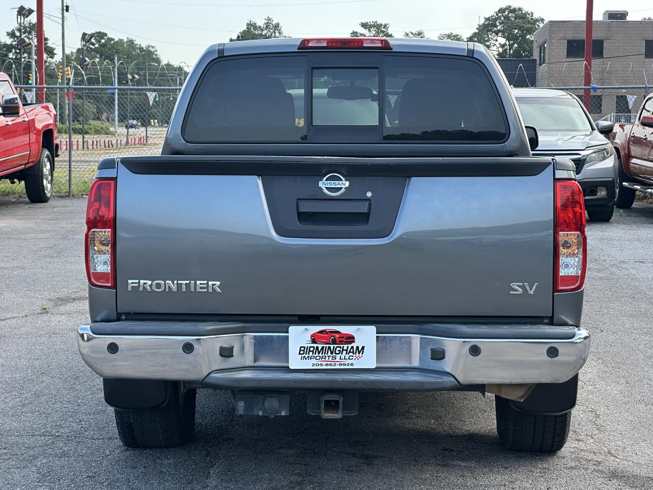 Nissan Frontier Crew Cab 4x2 SV V6 Auto 2018