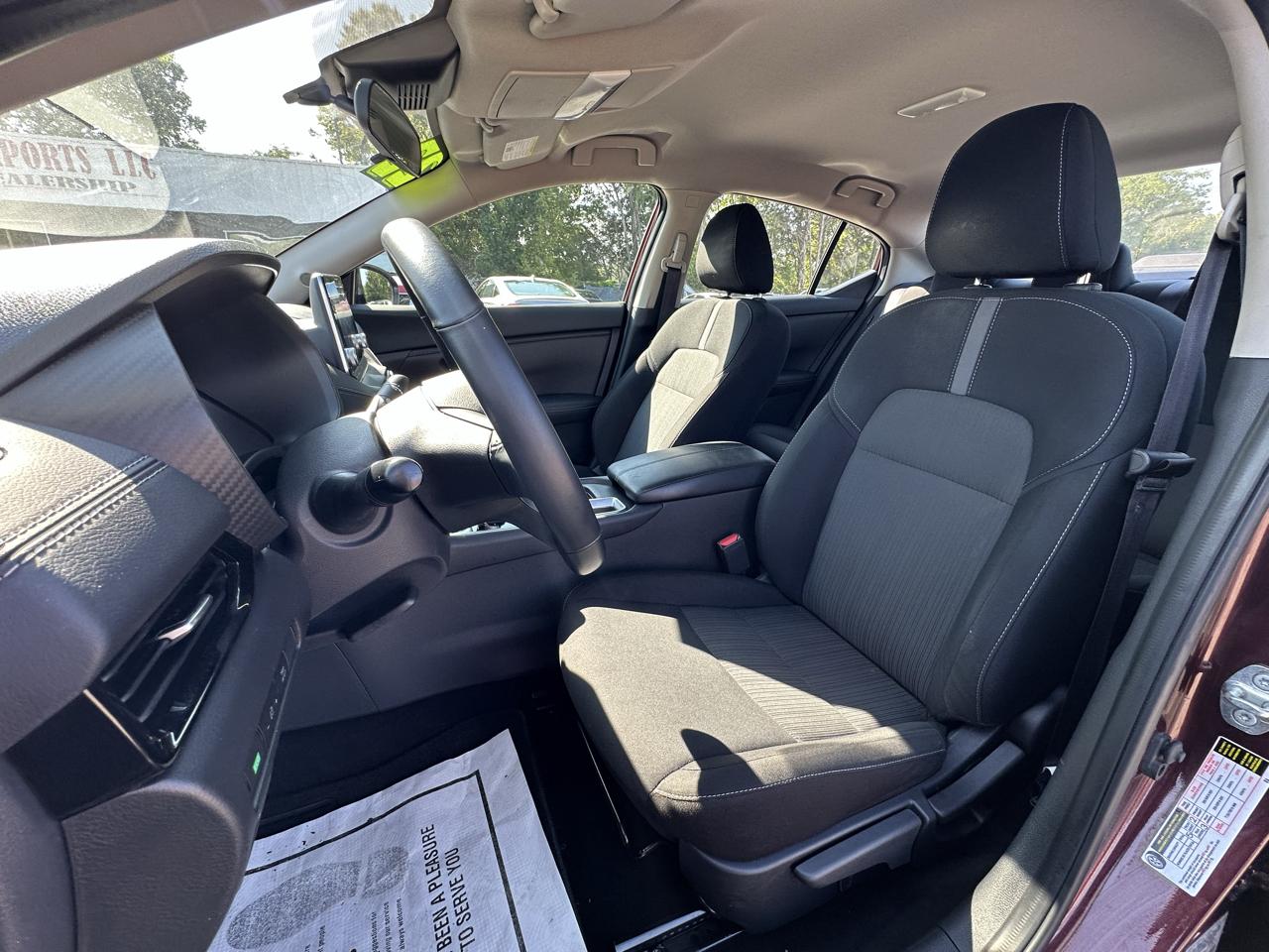 Nissan Sentra SV CVT 2022