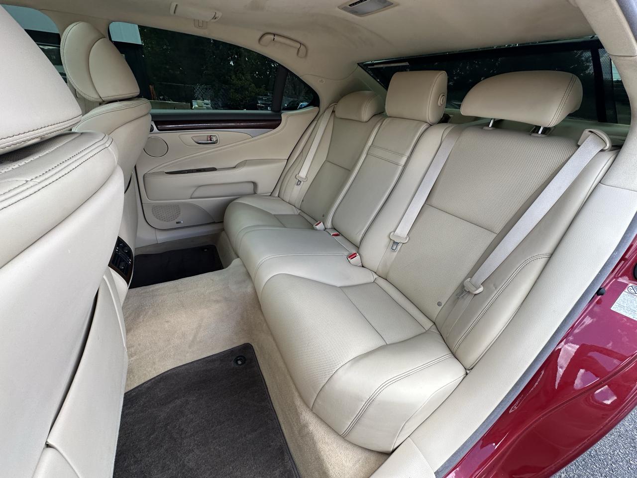 Lexus LS LS 460 L RWD 2017