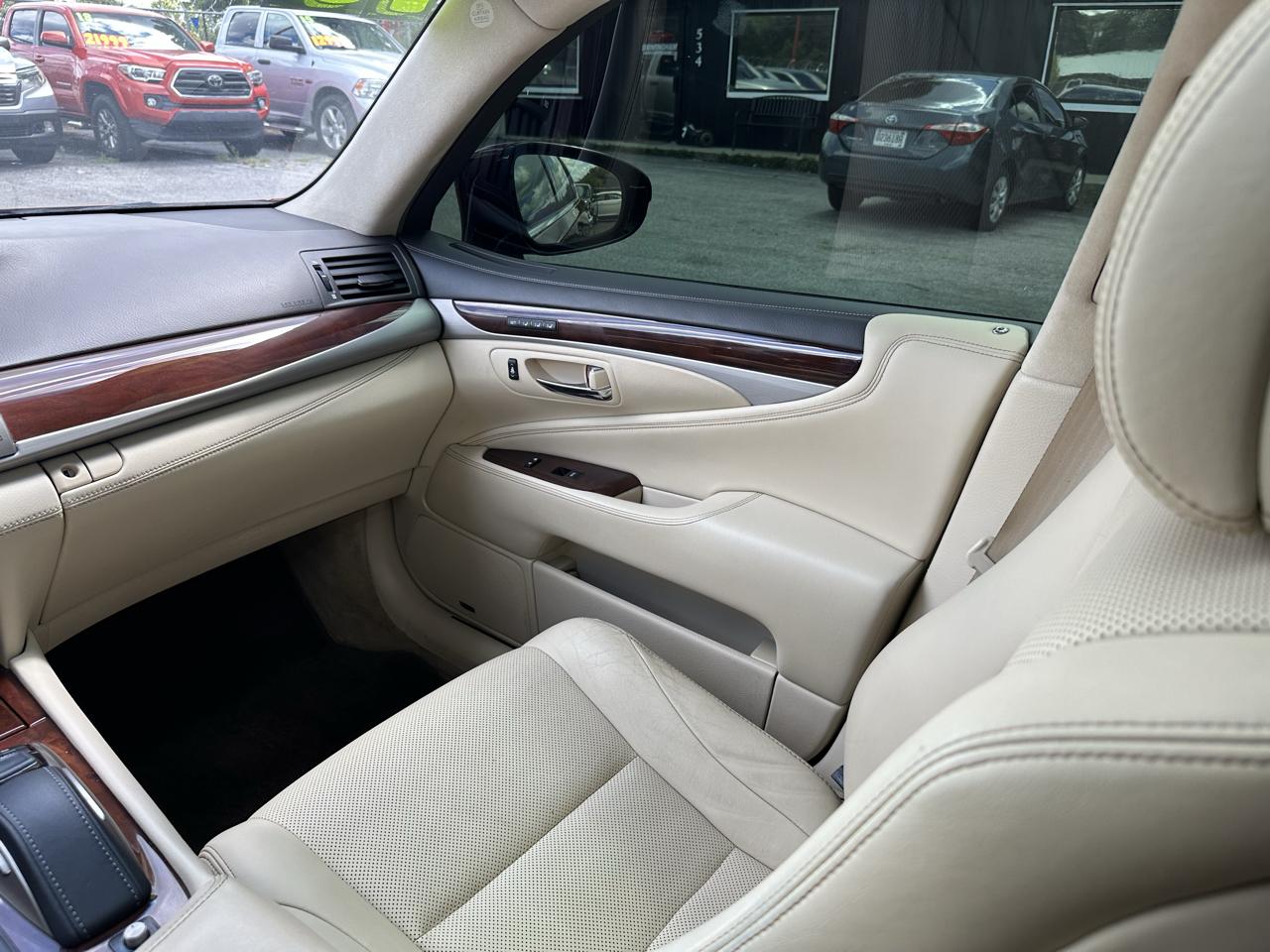 Lexus LS LS 460 L RWD 2017